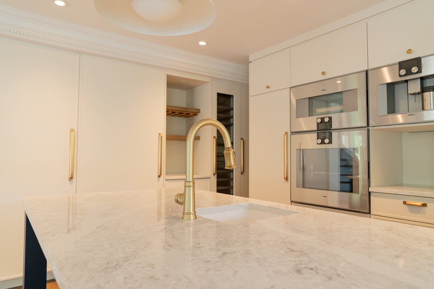 Kitchen on Avenue Éthier